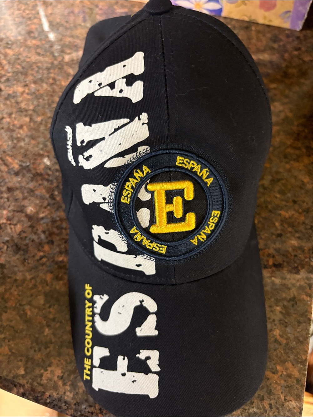 Espana  (Spain) black yellow baseball cap Robin Ruth New